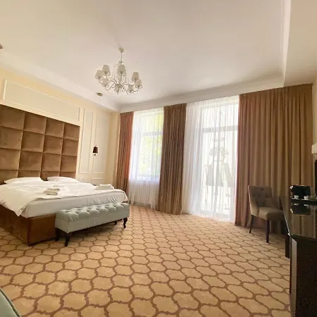 Venetian *